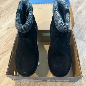 Khombu Women's Laura All Weather Ankle BOOTS Bootie Black 1412962 Size 9